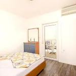 Br With Sea View Апартаменты *