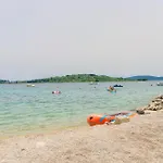 Апартаменты Br With Sea View