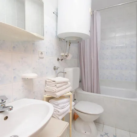 Br With Sea View Srima