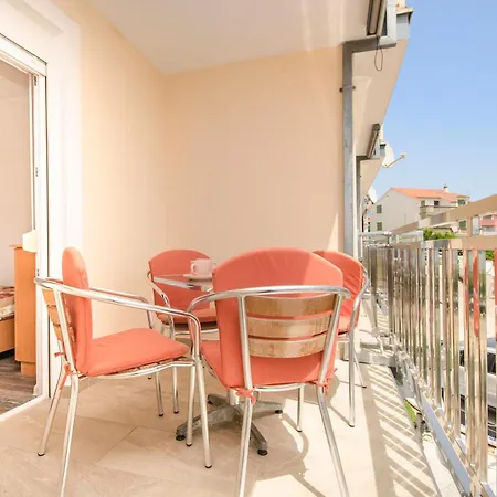 Apartment B & R With A Sea View *