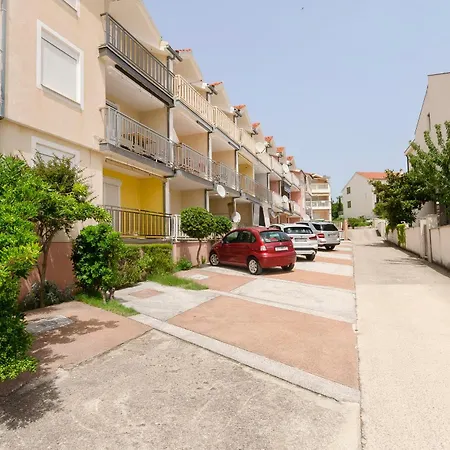 Apartment B & R With A Sea View
